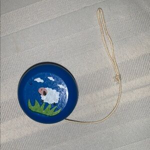 Blue Yo-Yo with Sheep Design